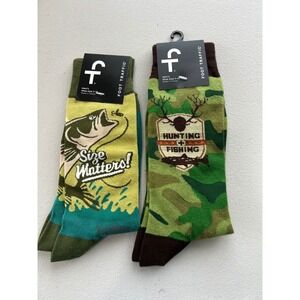NEW Foot Traffic Hunting Fishing Men's Novelty Socks 2 Pair Fits Shoe Size 7-12